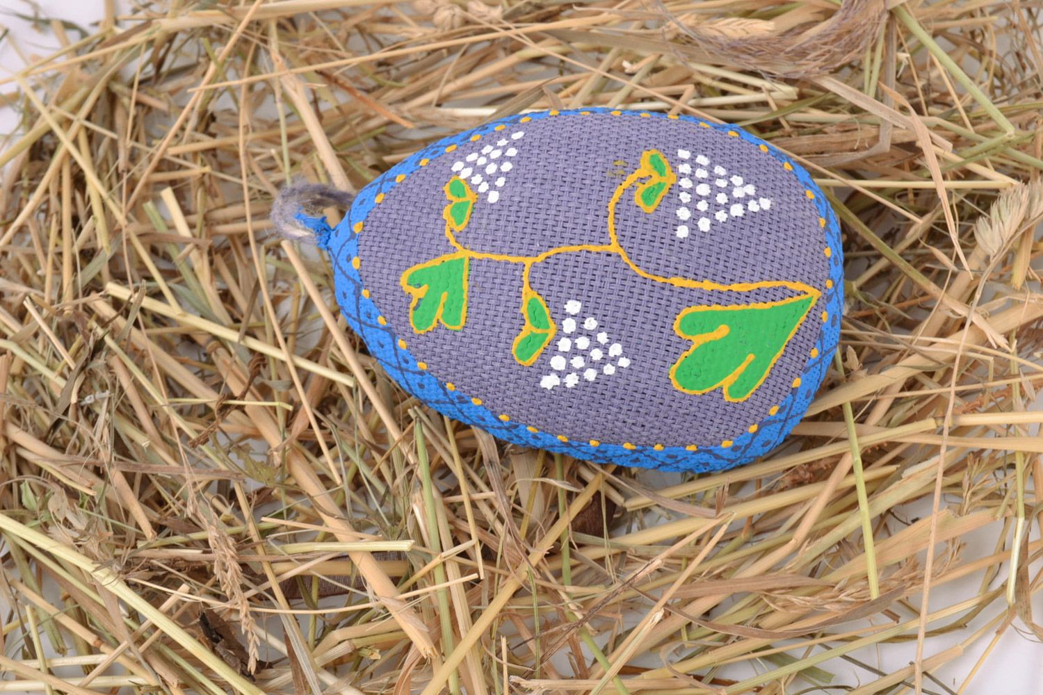 Пасхальное яйцо из ткани с петелькой синее ароматизированное ручной работы фото 1