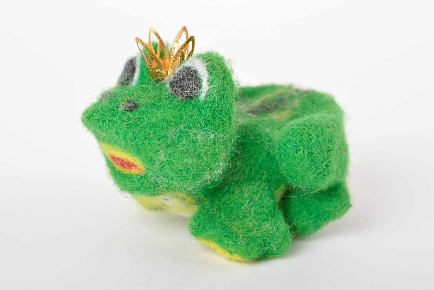 Handgemachte gefilzte Figur Frosch Spielzeug in Grün originelles Geschenk foto 3