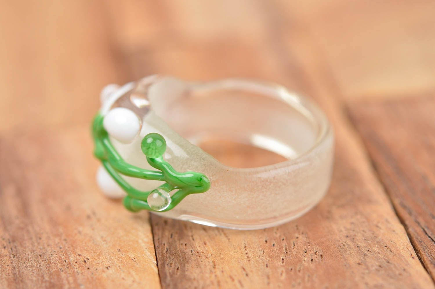 Кольцо ручной работы кольцо из стекла дизайнерское украшение подснежники фото 2