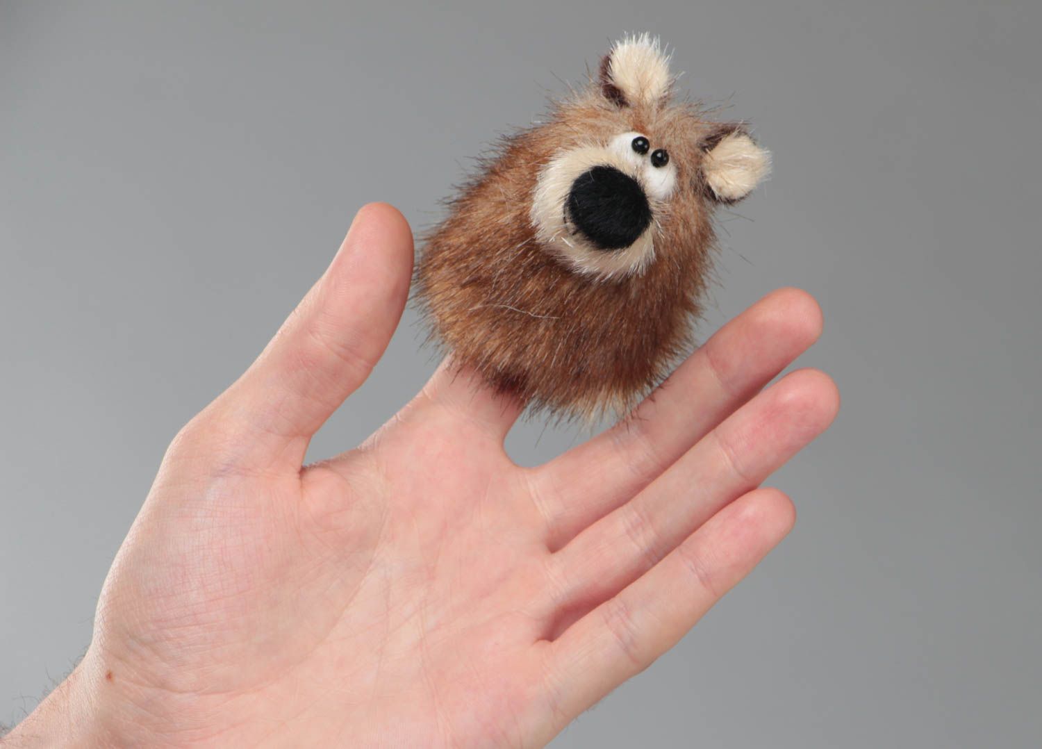 Handmade small soft toy animal finger puppet sewn of faux fur brown bear photo 5