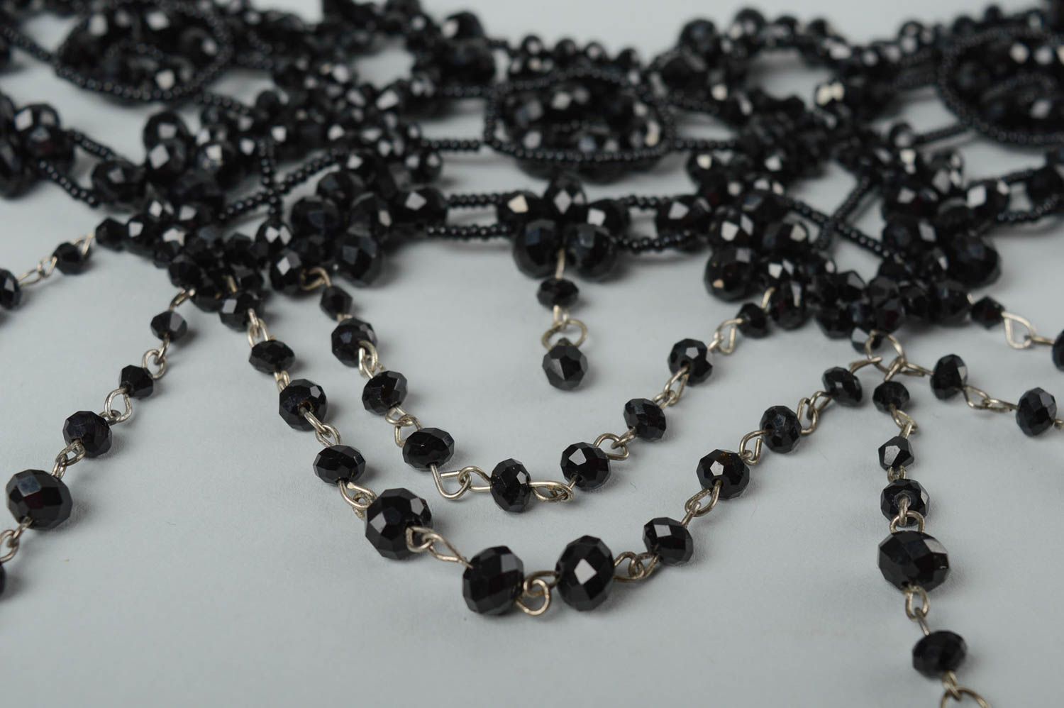 Collier perles rocaille design Bijou fait main noir Accessoire pour femme photo 4