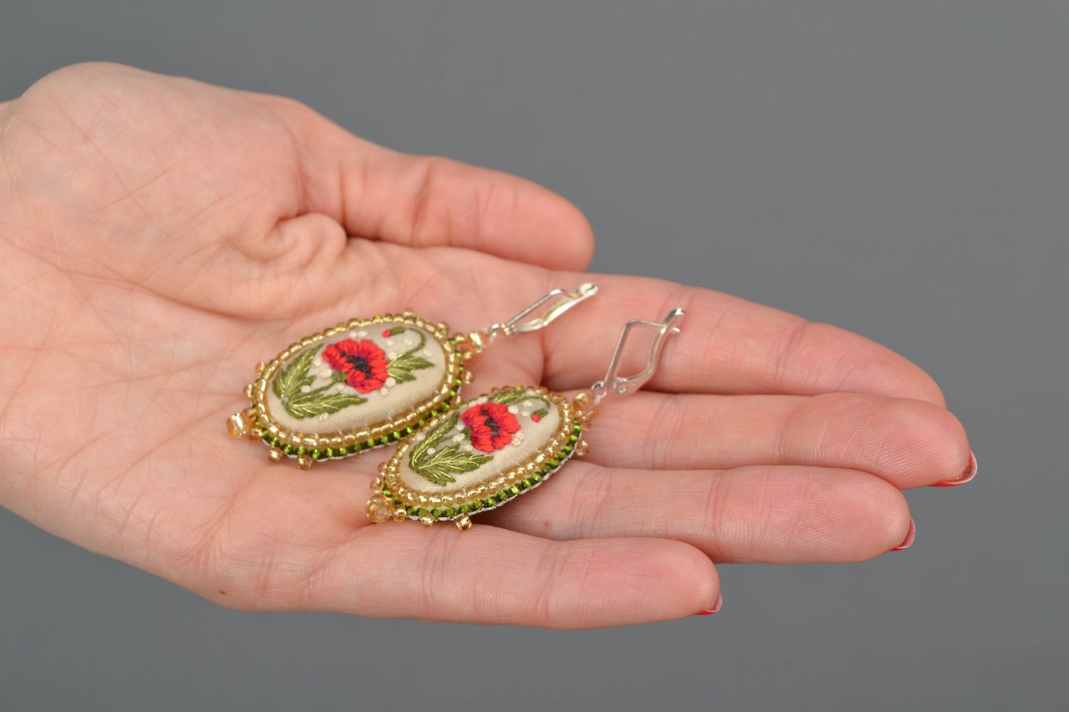 Earrings with embroidered poppies photo 2
