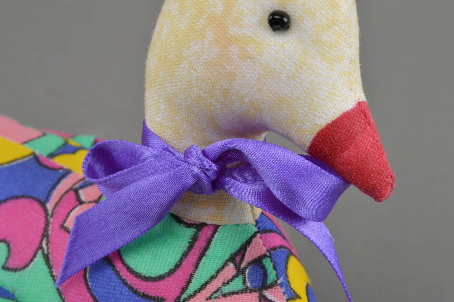 Jouet mou en tissu fait main décoratif original pour enfant Colombe multicolore photo 4