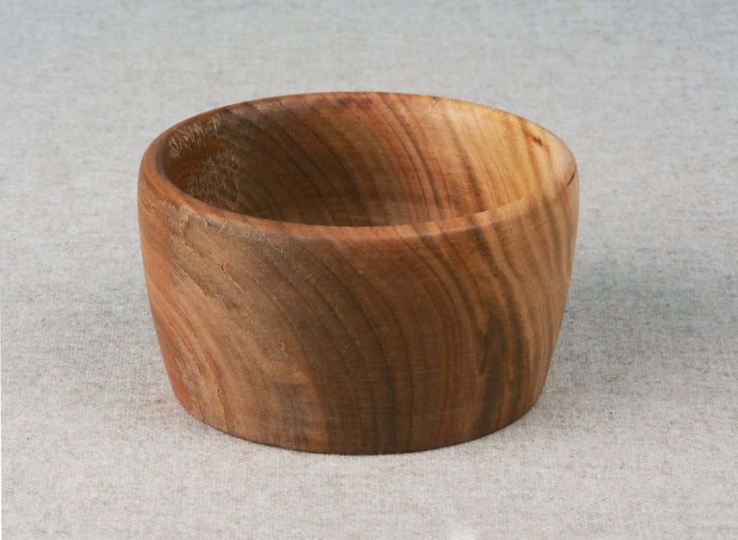 Deep wooden bowl photo 3