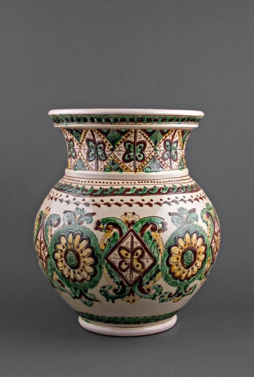 Напольная глиняная ваза фото 1