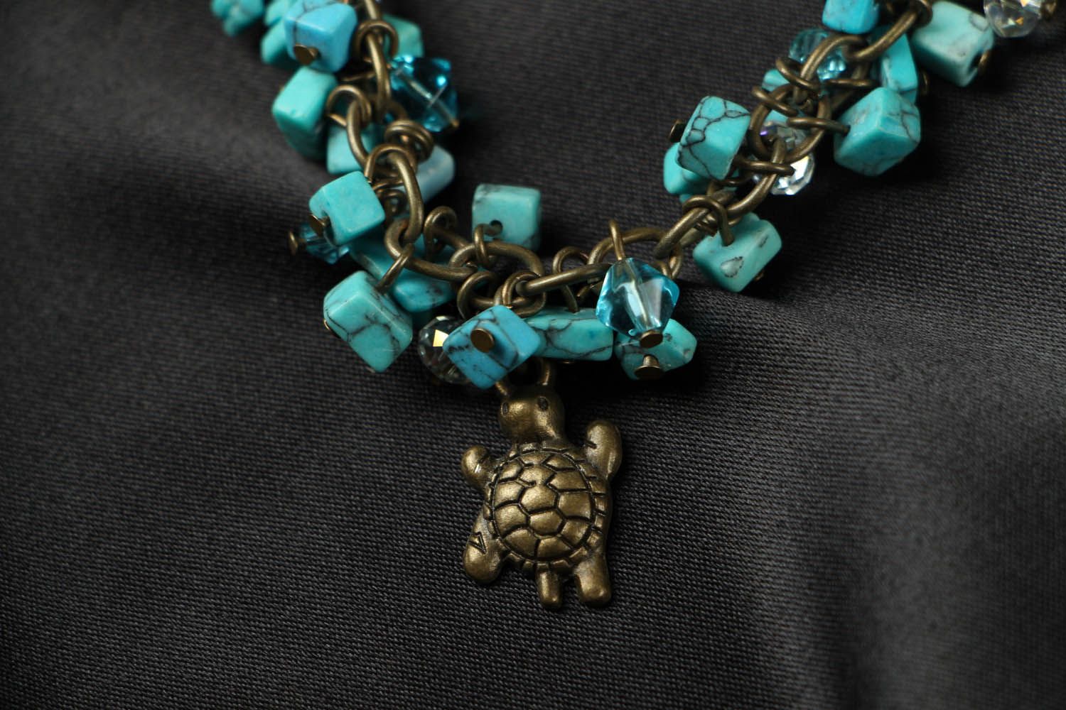 Bracelet fait main avec turquoise et cristal photo 3