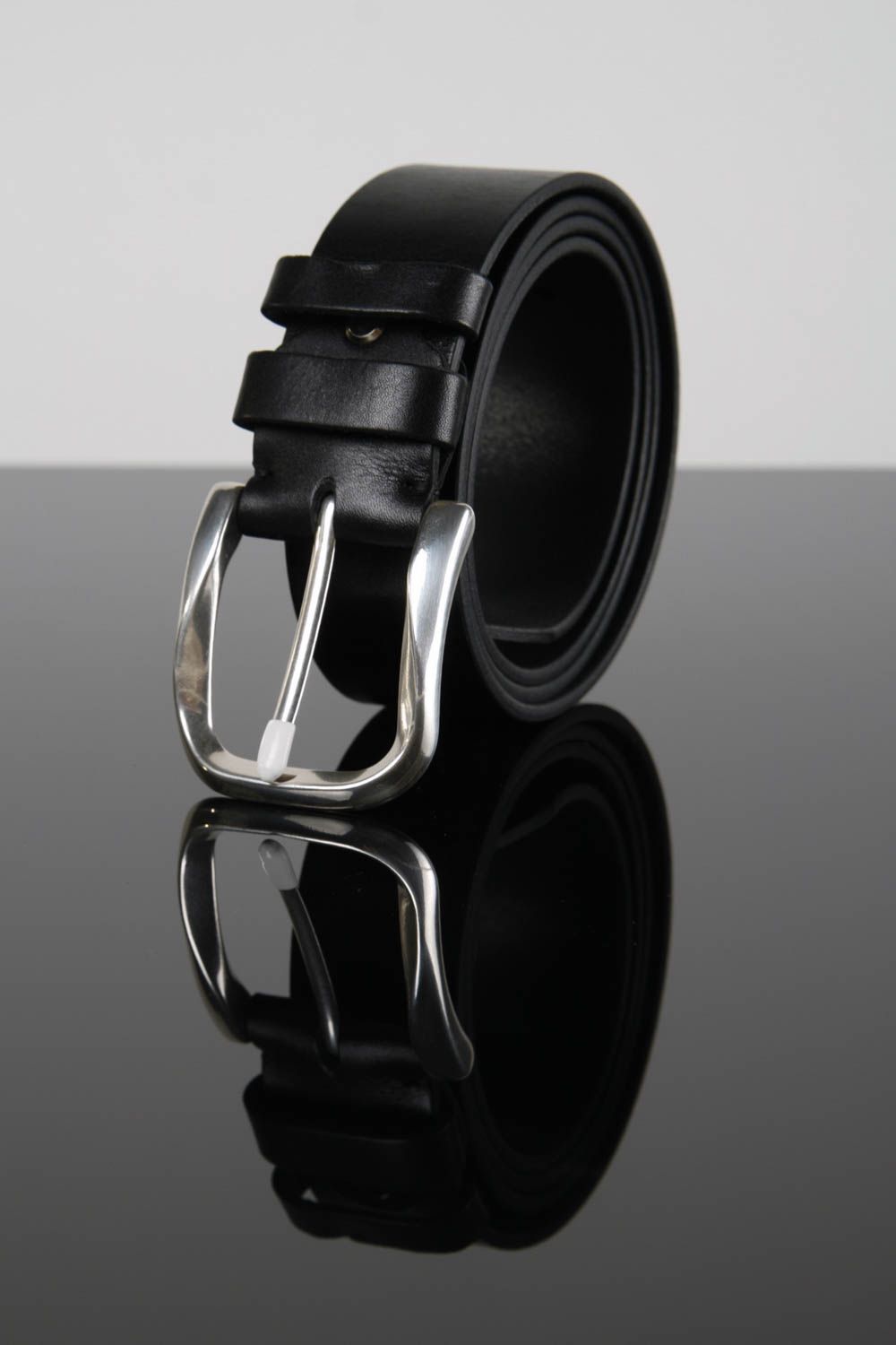 Ceinture en cuir noir faite main design fourniture métallique Accessoire homme photo 1