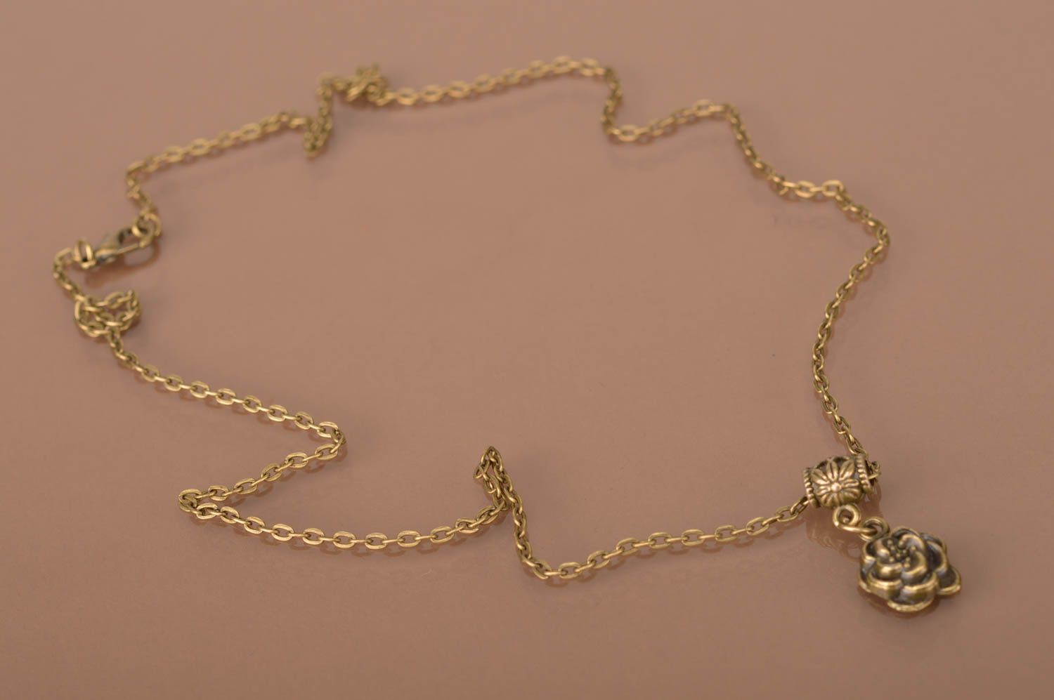 Handmade designer neck pendant metal pendant for girls designer accessories photo 3