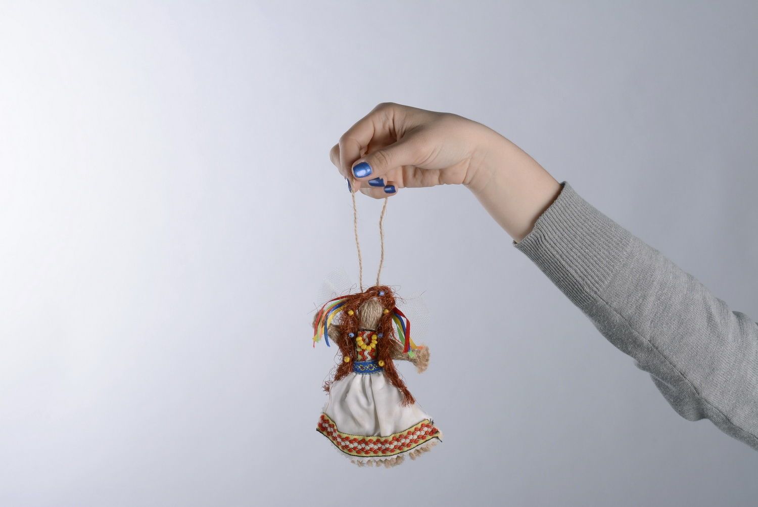 Bambola etnica fatta a mano bambola di stoffa talismano per la fortuna foto 2