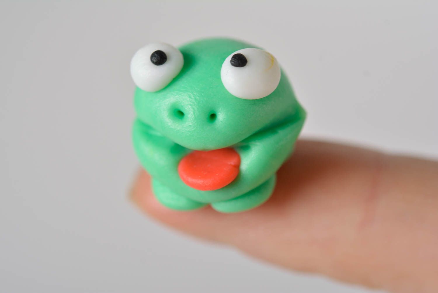 Handmade Spiel Figur Miniatur Figur mini Spielzeug Frosch aus Polymerton lustig foto 4