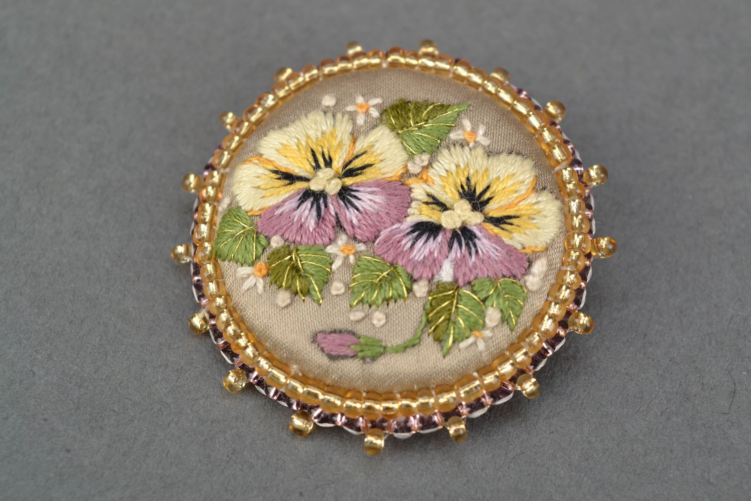 Handmade embroidered brooch Pansies photo 4