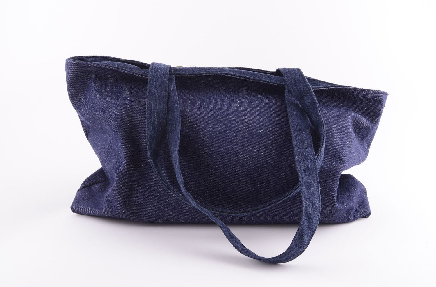Сумка ручной работы сумка вышитая лентами сумка на плечо из джинса синяя фото 3
