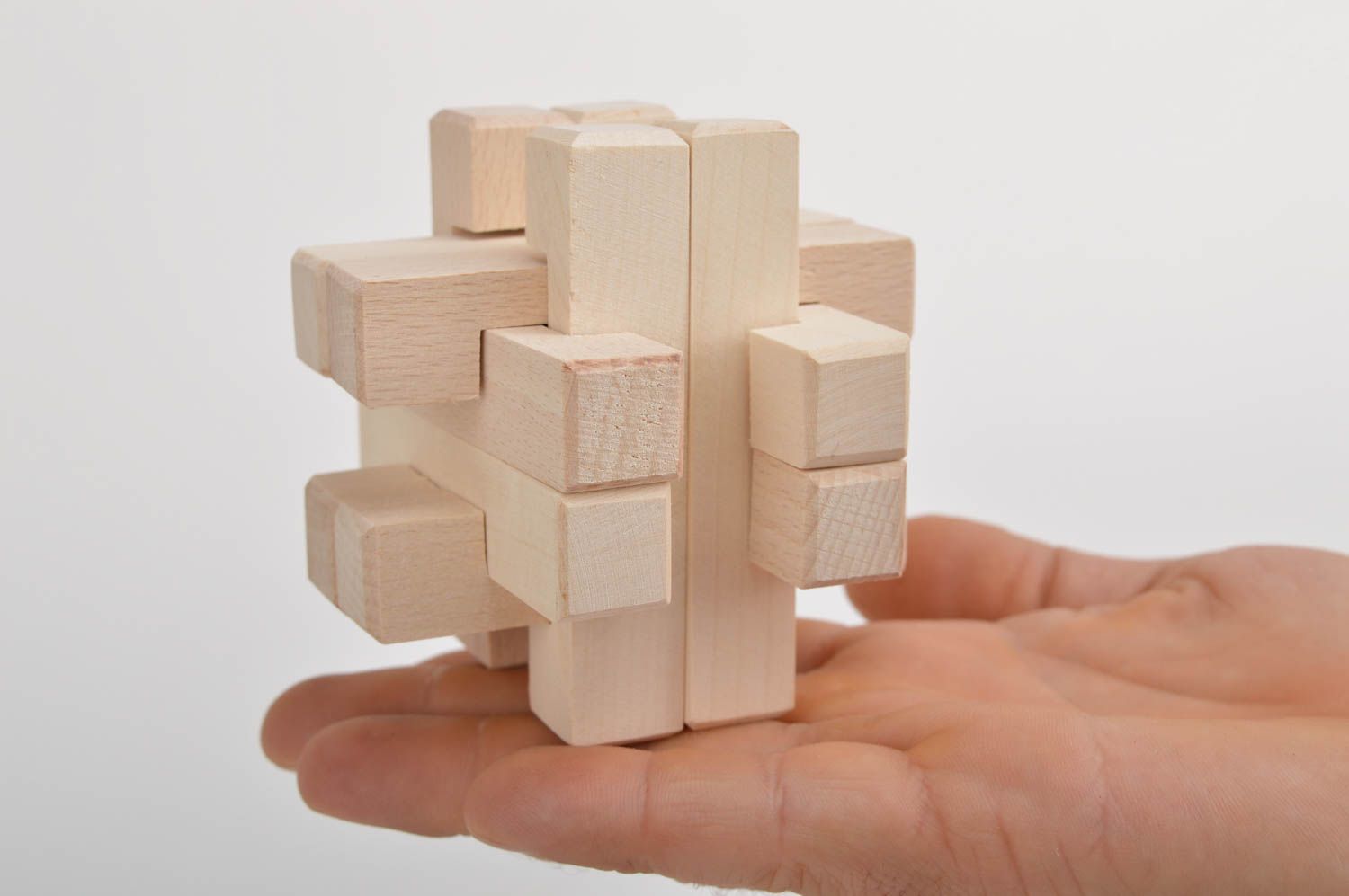 Игрушка ручной работы деревянный кубик игрушка из дерева от 3 лет из бука фото 3