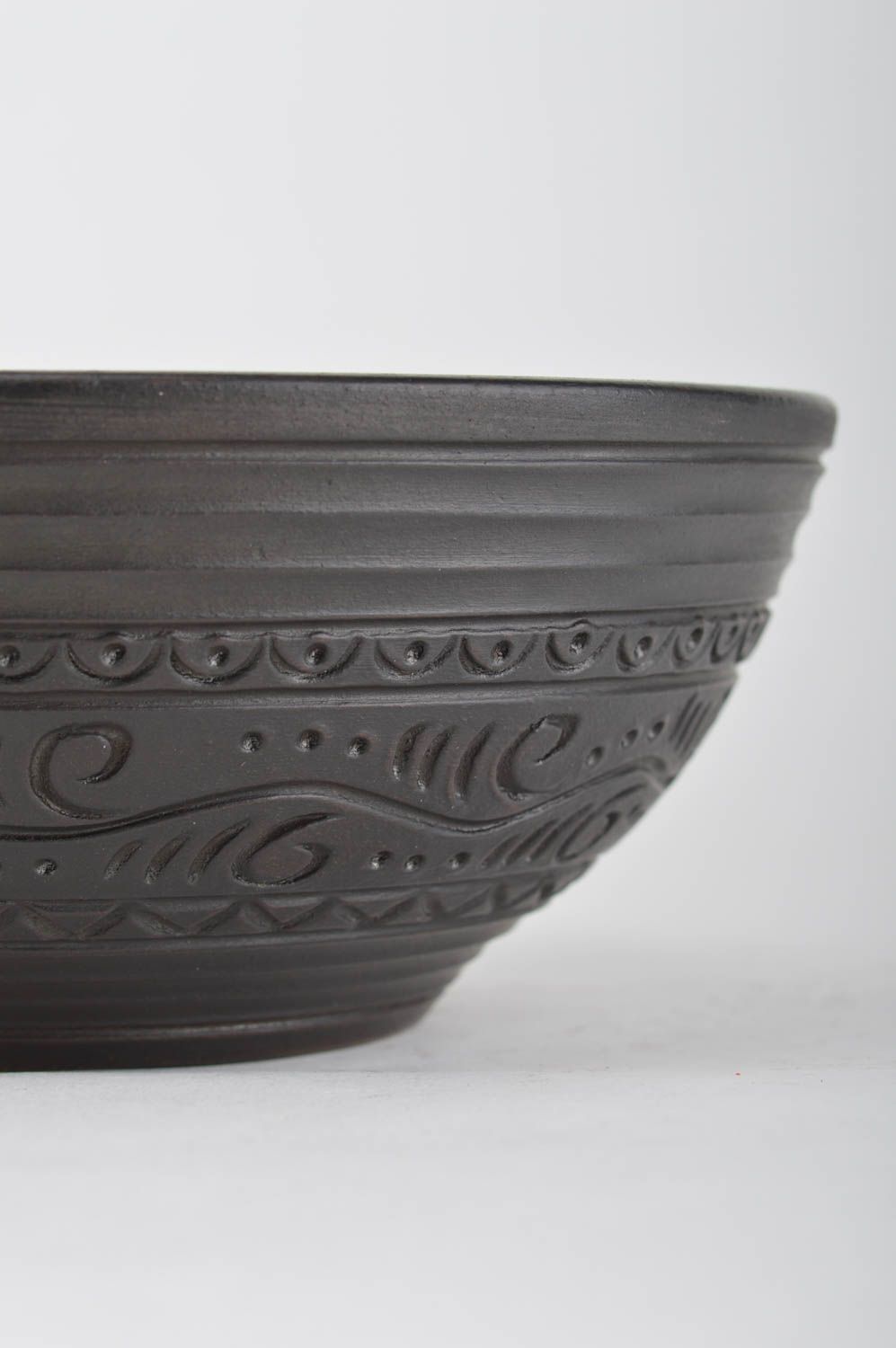 Beautiful handmade designer molded clay bowl for first courses photo 3