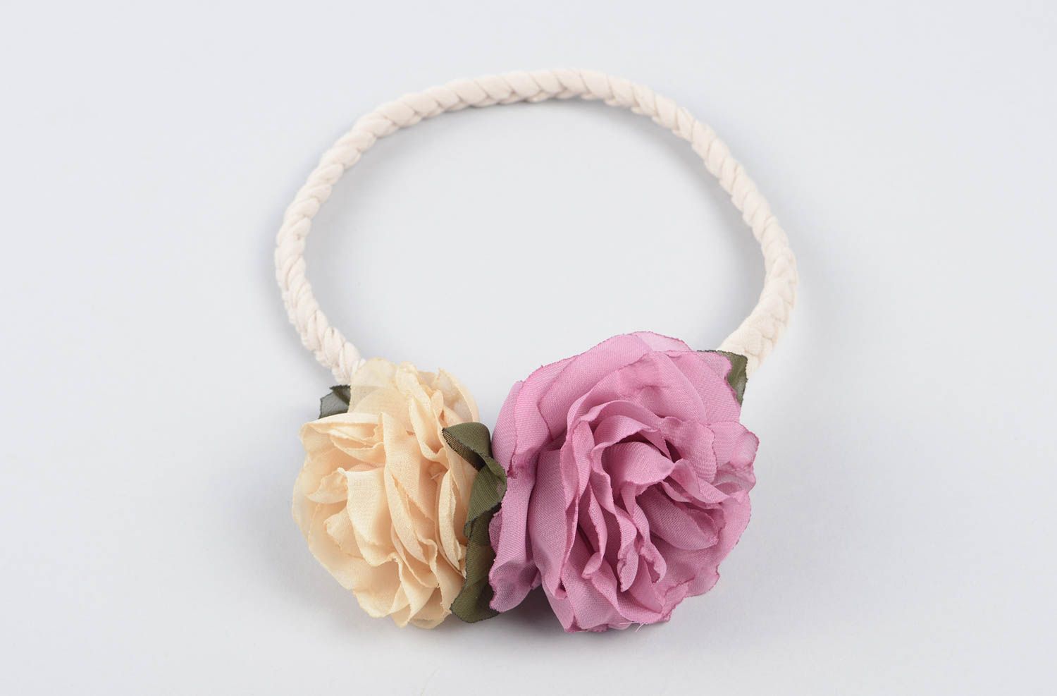 Niedliches Haarband mit Blumen handmade Designer Schmuck Accessoire für Haare  foto 1