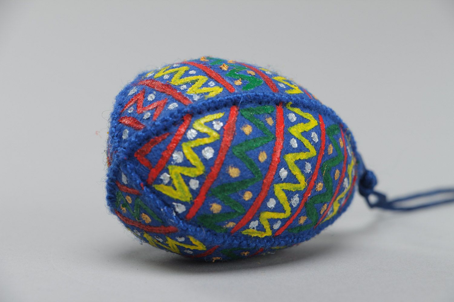Handmade interior wall hanging Easter egg sewn of blue felt with ornaments photo 3