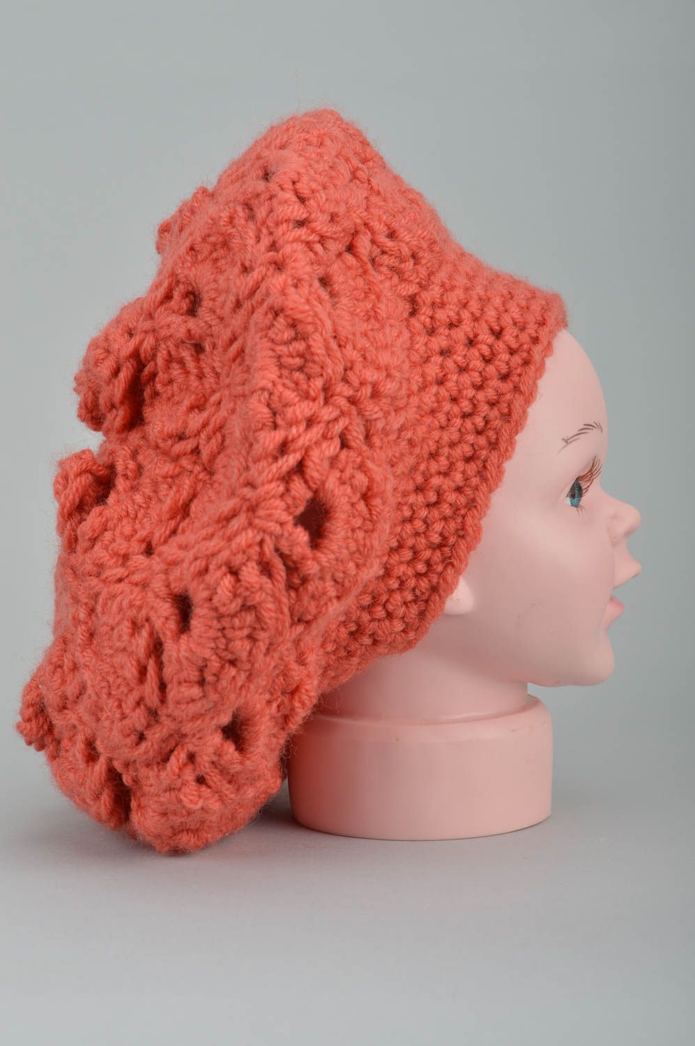 Handmade peach color crocheted beret for children made of wool and cotton photo 3