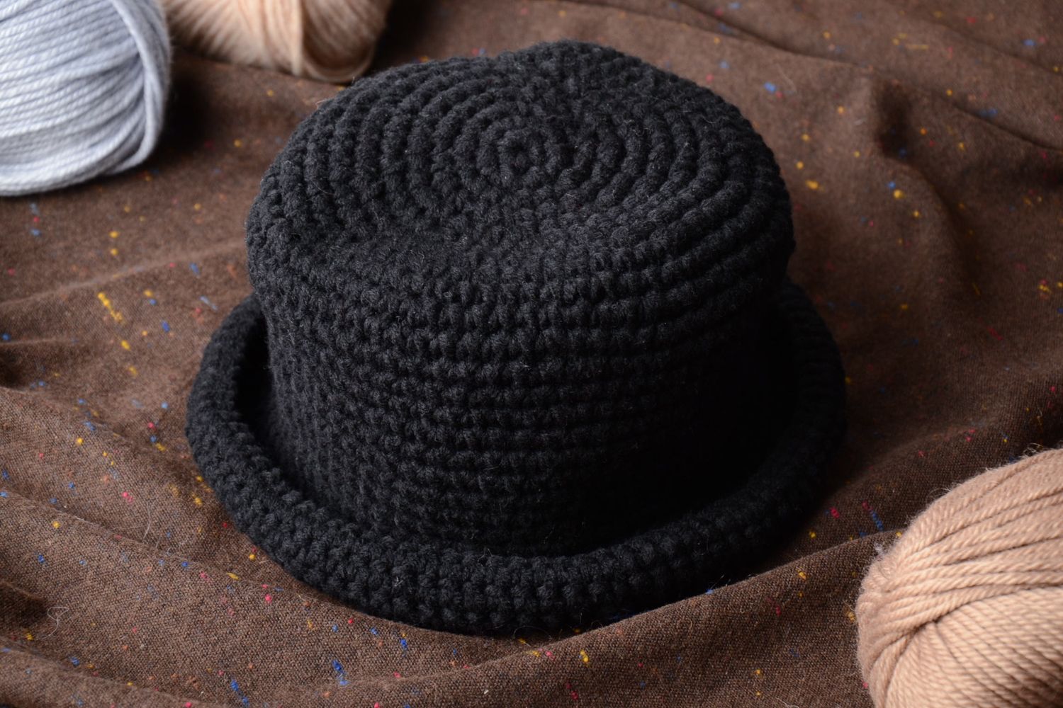 Вязаная шляпа зимняя черная фото 2