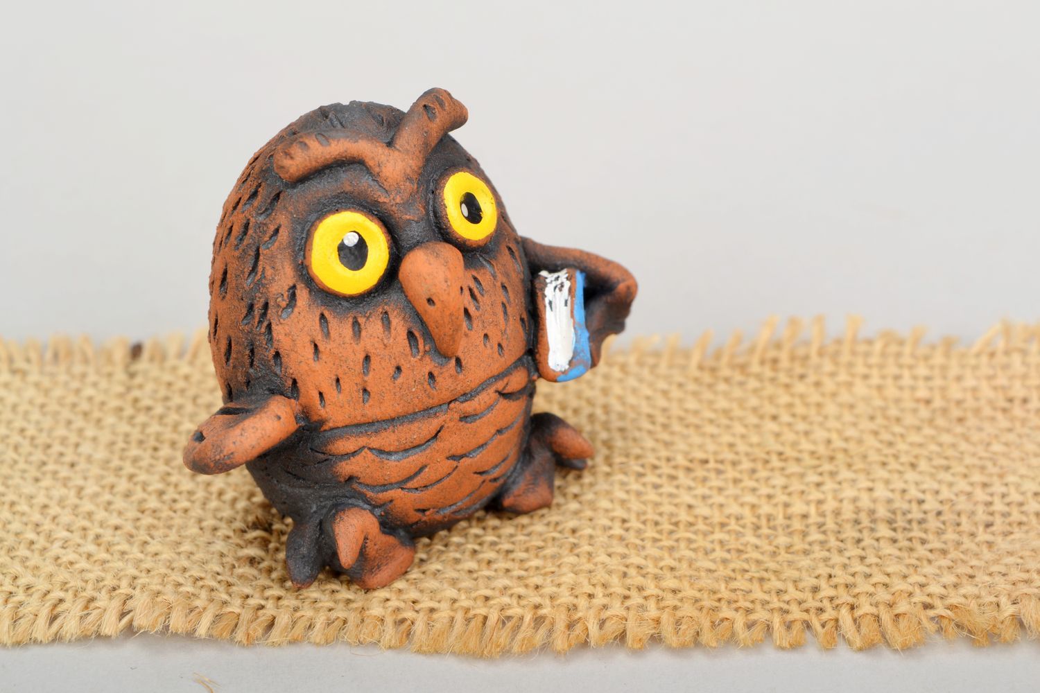 Figurine Eagle-Owl with a Book photo 1
