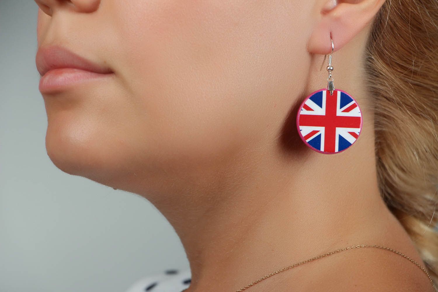 Ohrringe aus Polymerton Großbritannien foto 4