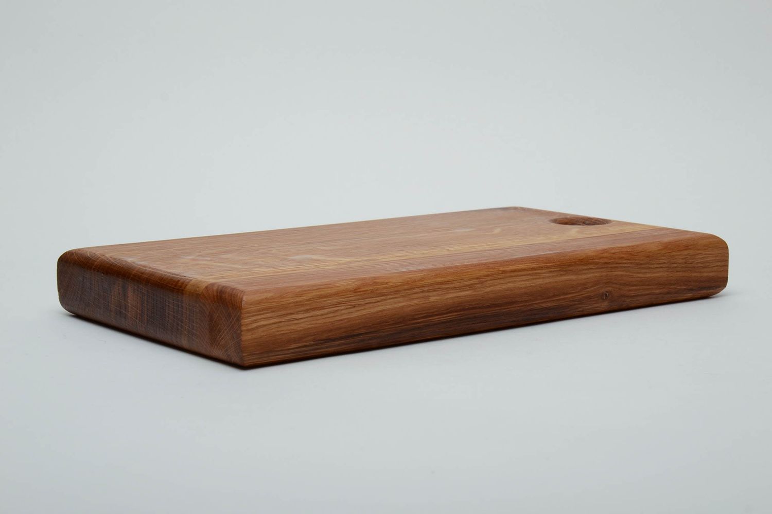 Oak wood chopping board photo 2