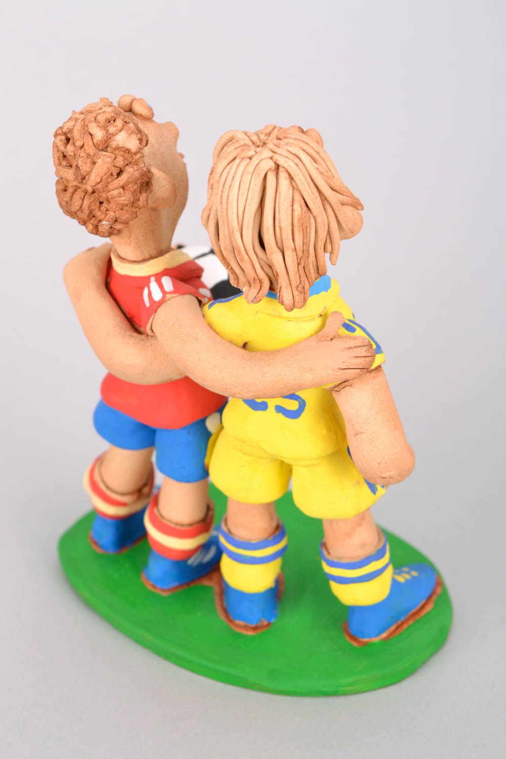 Schöne Statuette zwei Fussballspielern foto 5