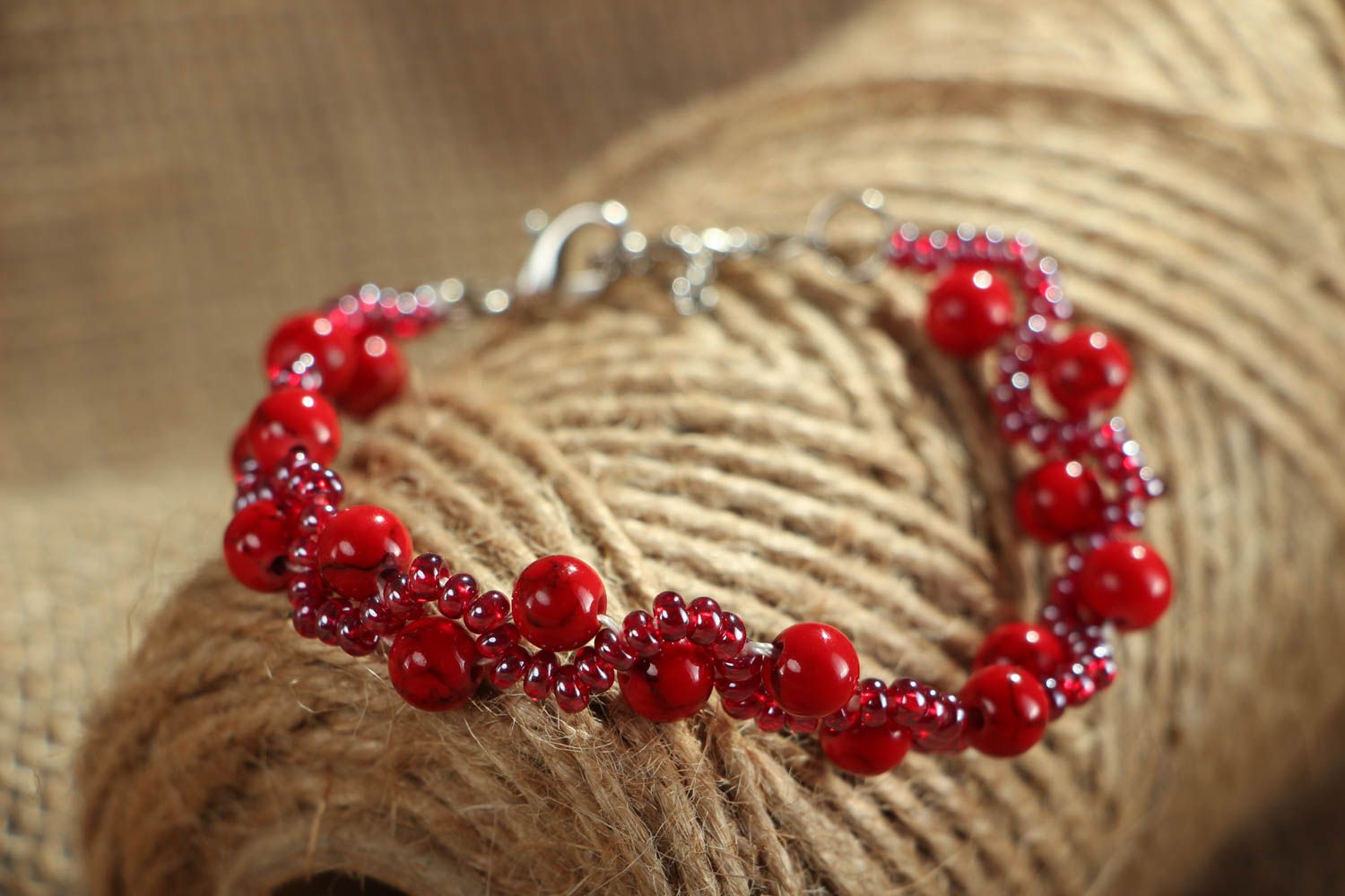 Homemade bracelet with coral and seed beads photo 4