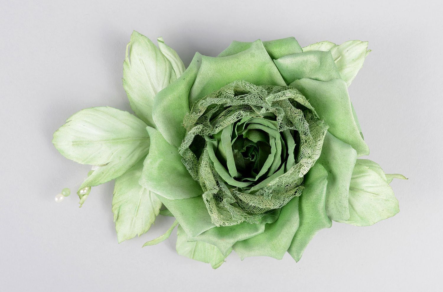 Брошь ручной работы зеленая брошь-цветок авторское дизайнерское украшение фото 2