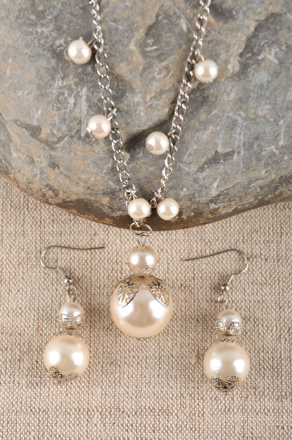 Handmade beaded jewelry long earrings pearl necklace delicate accessories photo 1