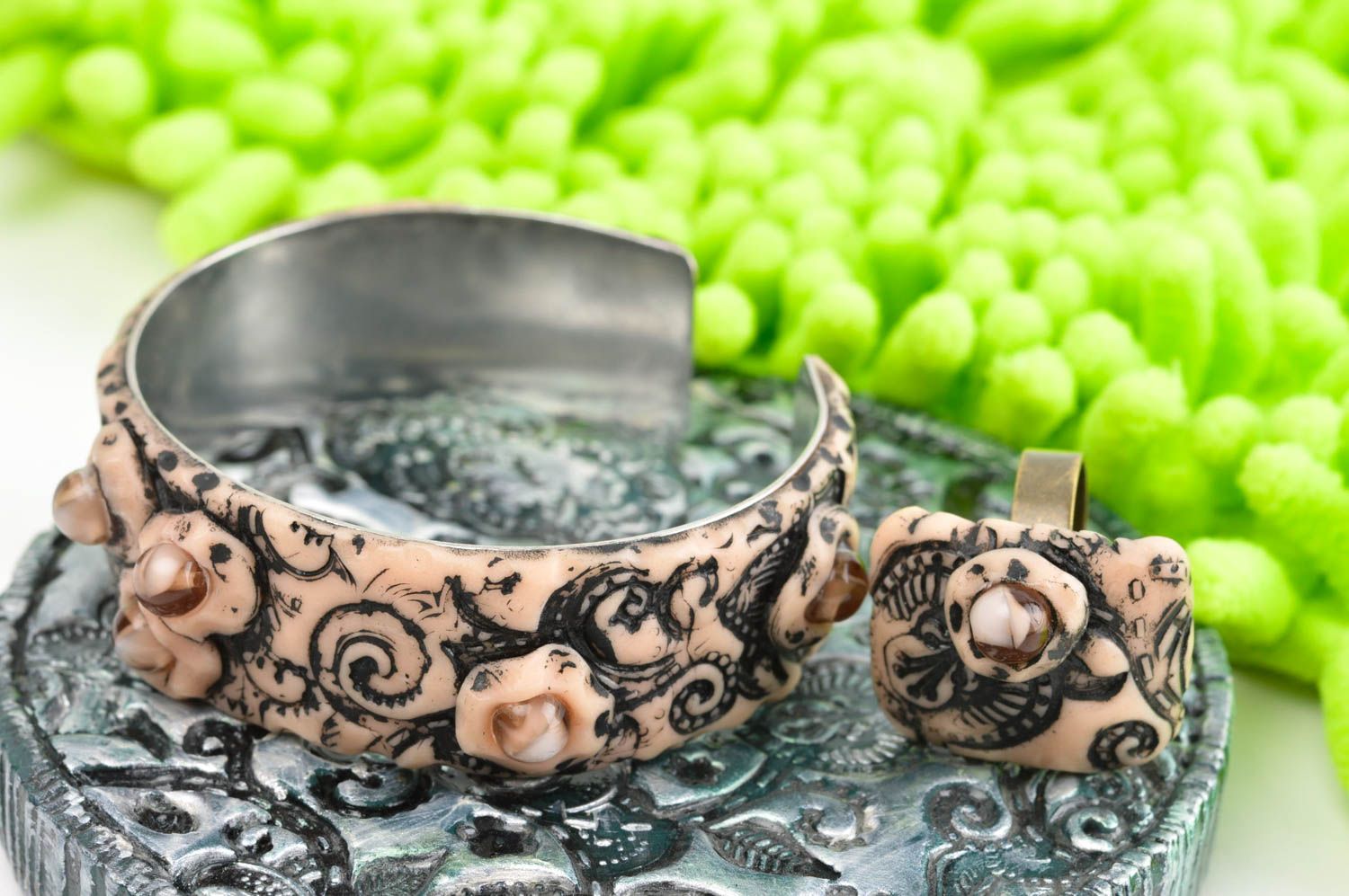 Parure de bijoux Bracelet et bague faits main en pâte polymère Cadeau femme photo 1