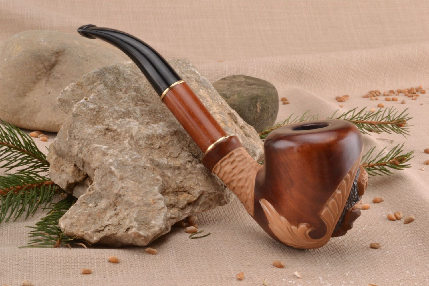 Wooden carved smoking pipe for decorative use only photo 1