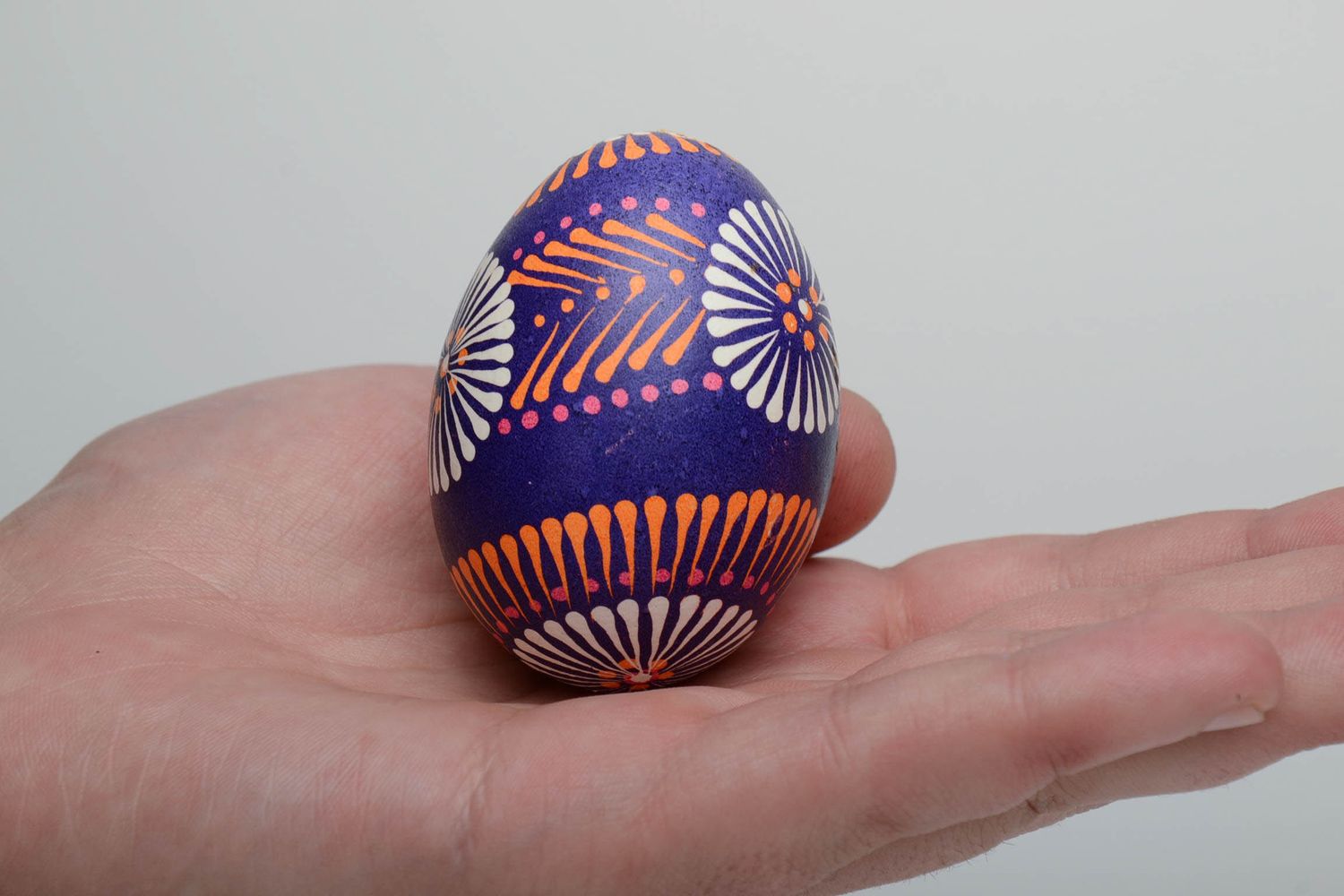 Расписное яйцо в технике лемковской росписи  фото 5