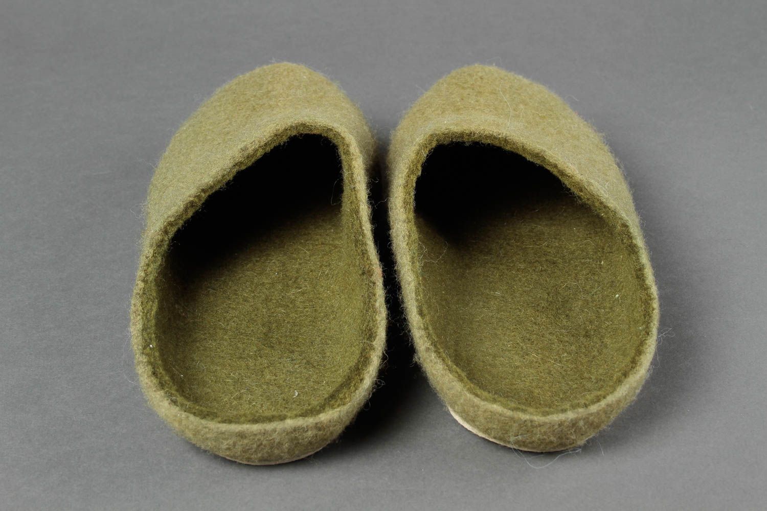 Pantoufles laine fait main Chaussures d'intérieur kaki Cadeau original unisexe photo 5
