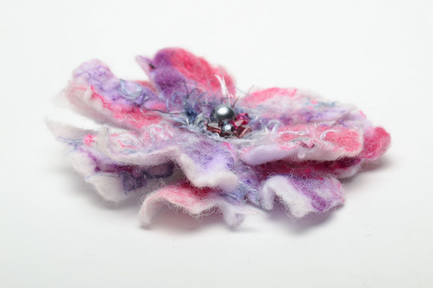 Broche en laine feutrée fleur multicolore faite main photo 4