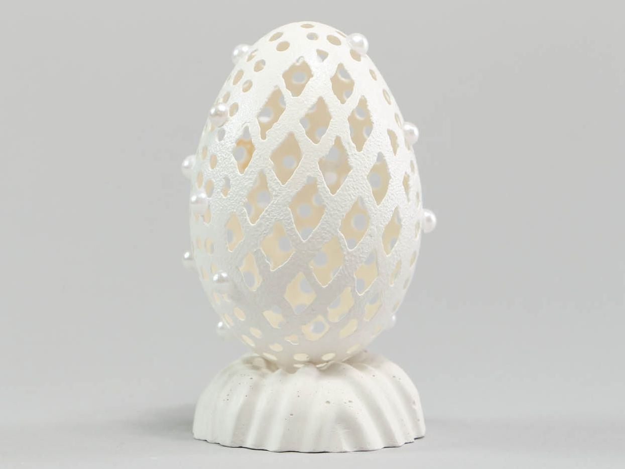 Decorative carved egg photo 2