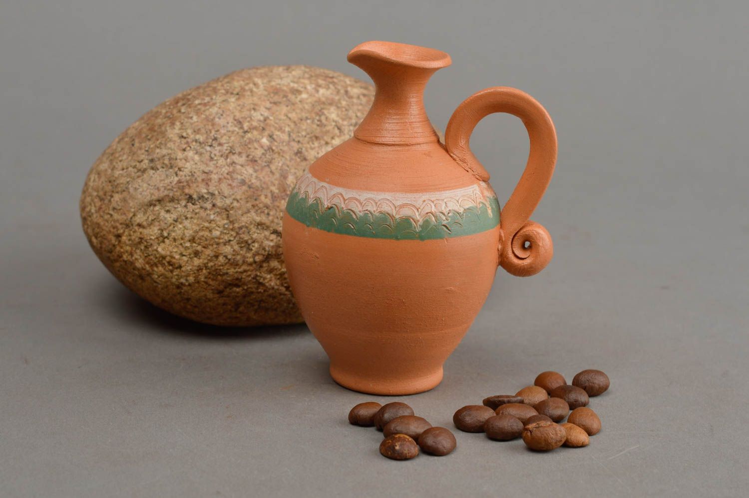 3 inches clay terracotta pitcher vase with handle 0,14 lb photo 1