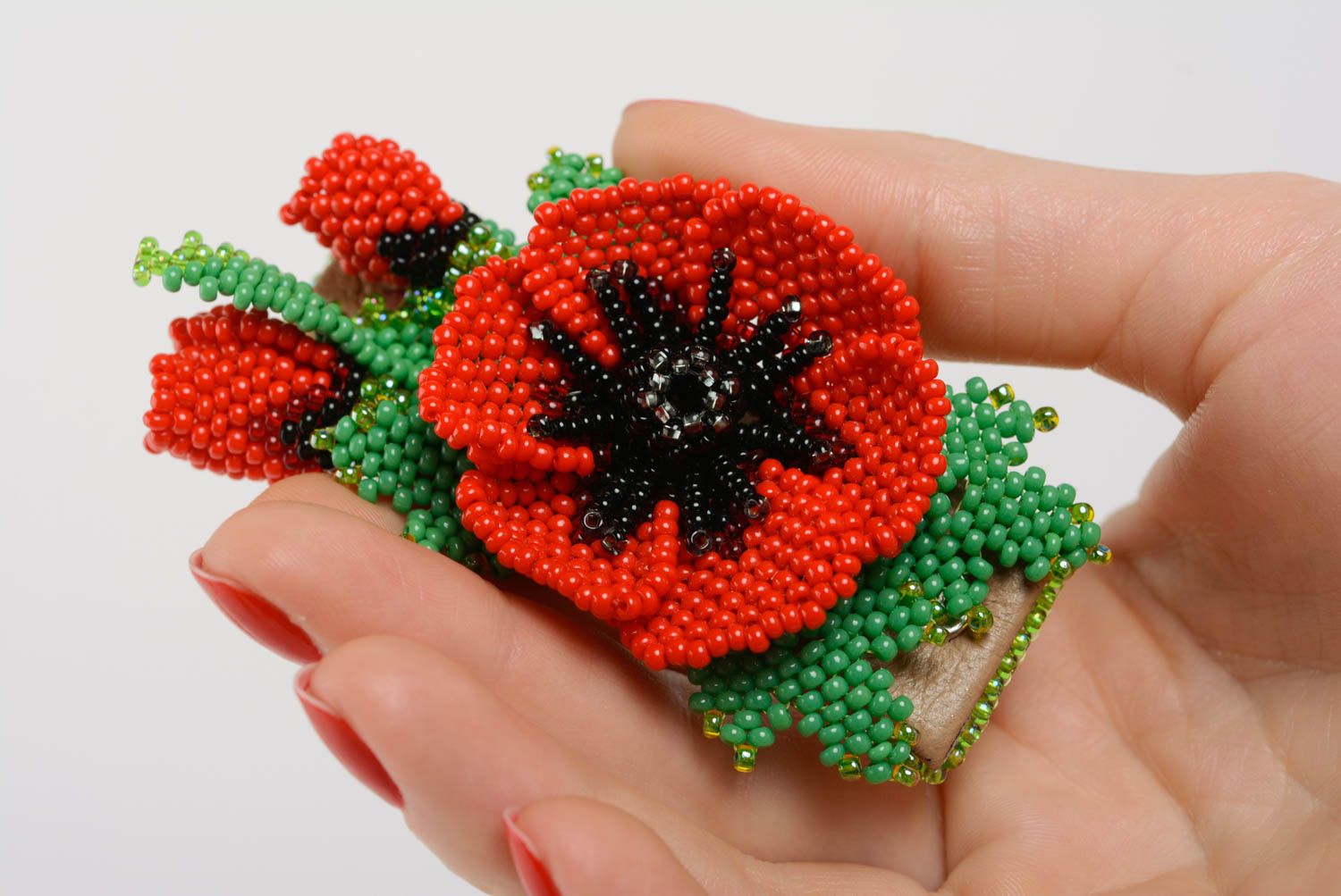 Handmade small red beaded flower hair clip designer automatic photo 4