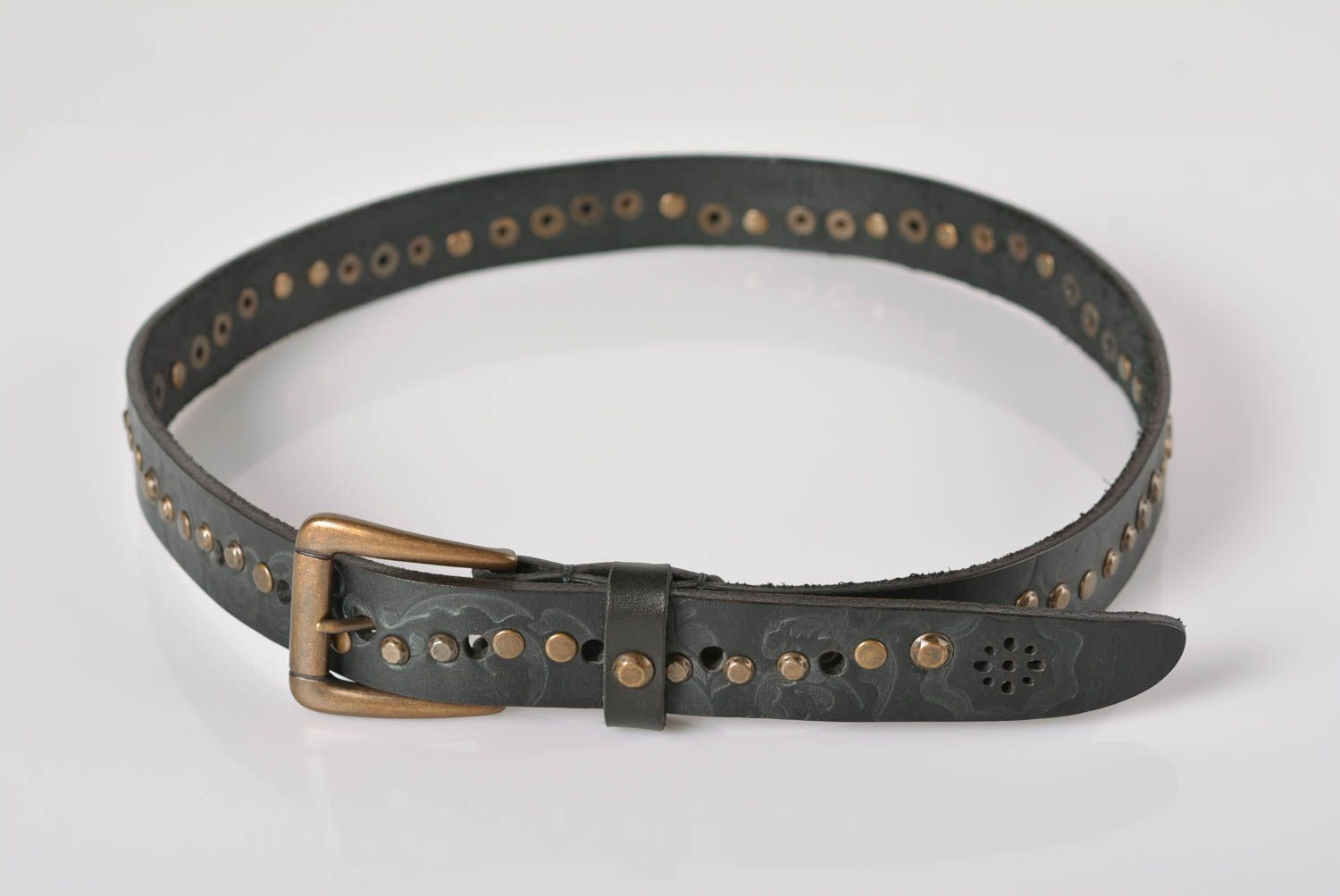 Cinturón de cuero hecho a mano ropa masculina estilosa accesorio de moda foto 5