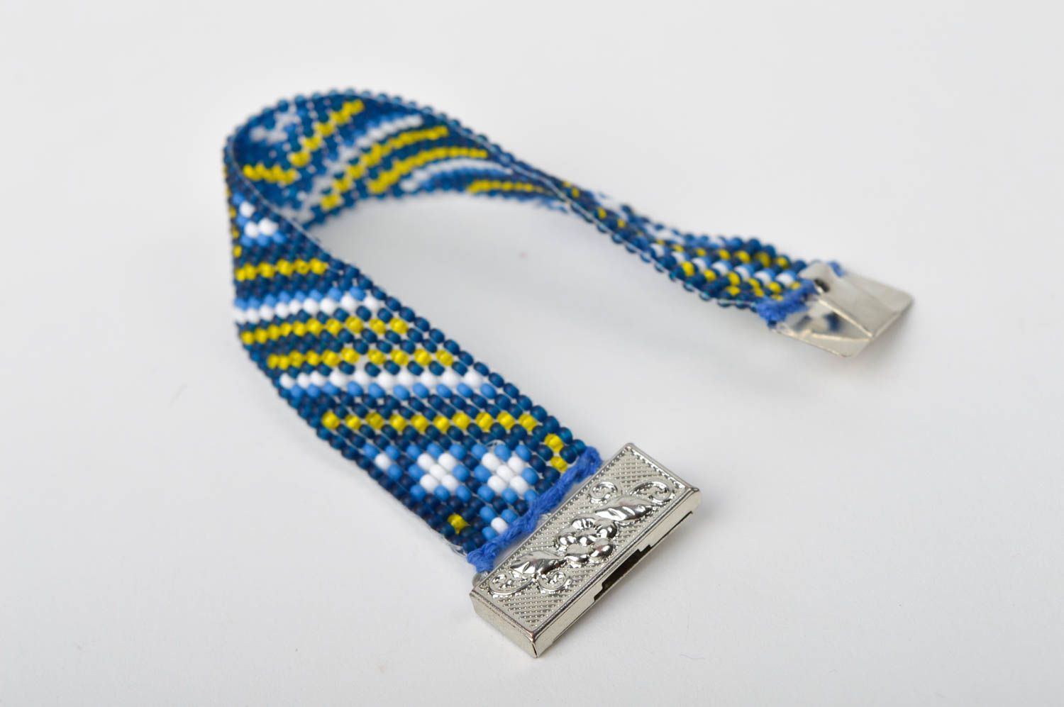 Bracelet large Bijou fait main bleu à motif en perles de rocaille Cadeau femme photo 5