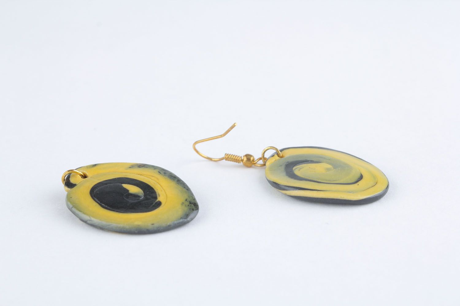 Polymer clay earrings Illusion photo 2
