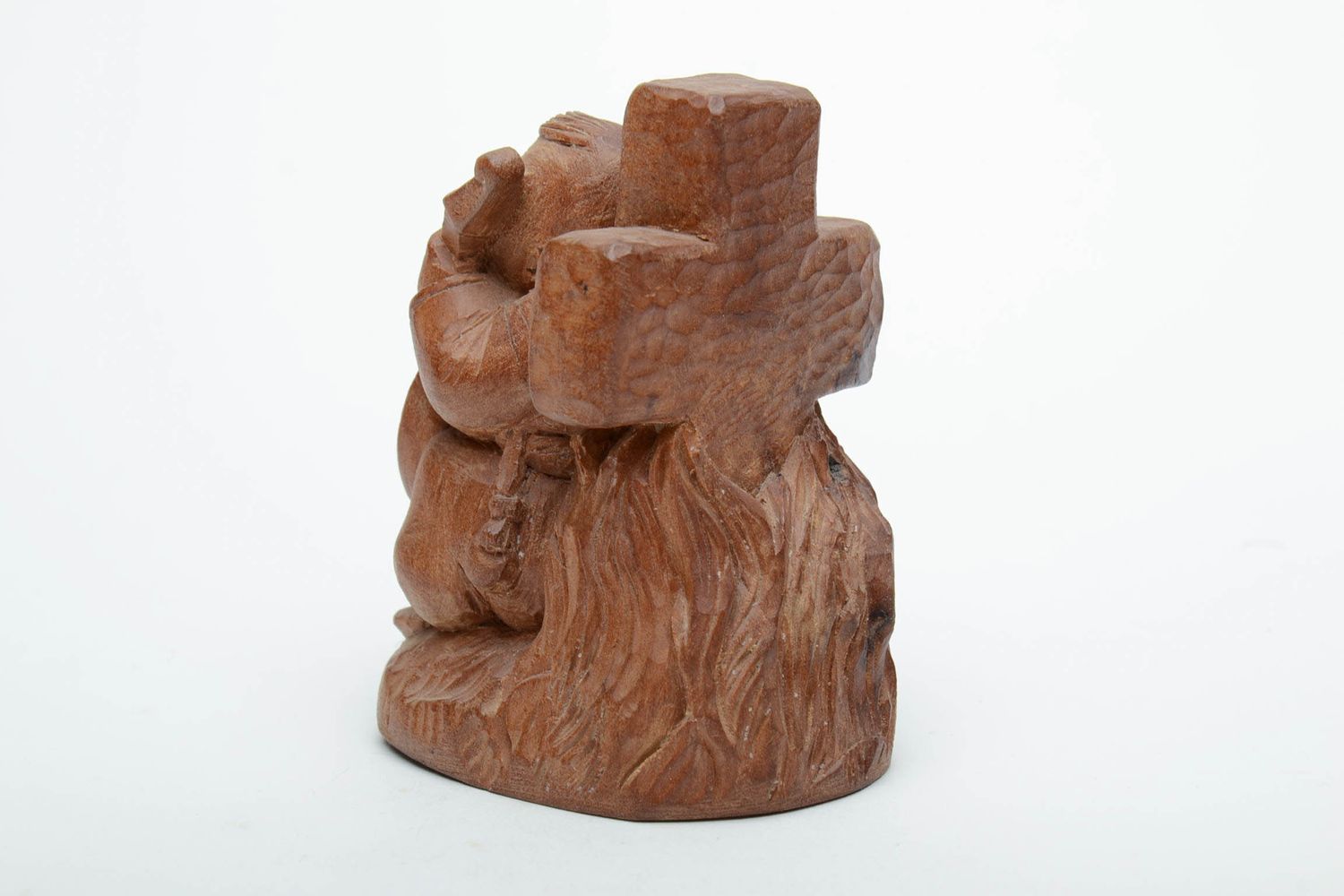 Figurilla de madera tallada Tocador de kobza foto 3