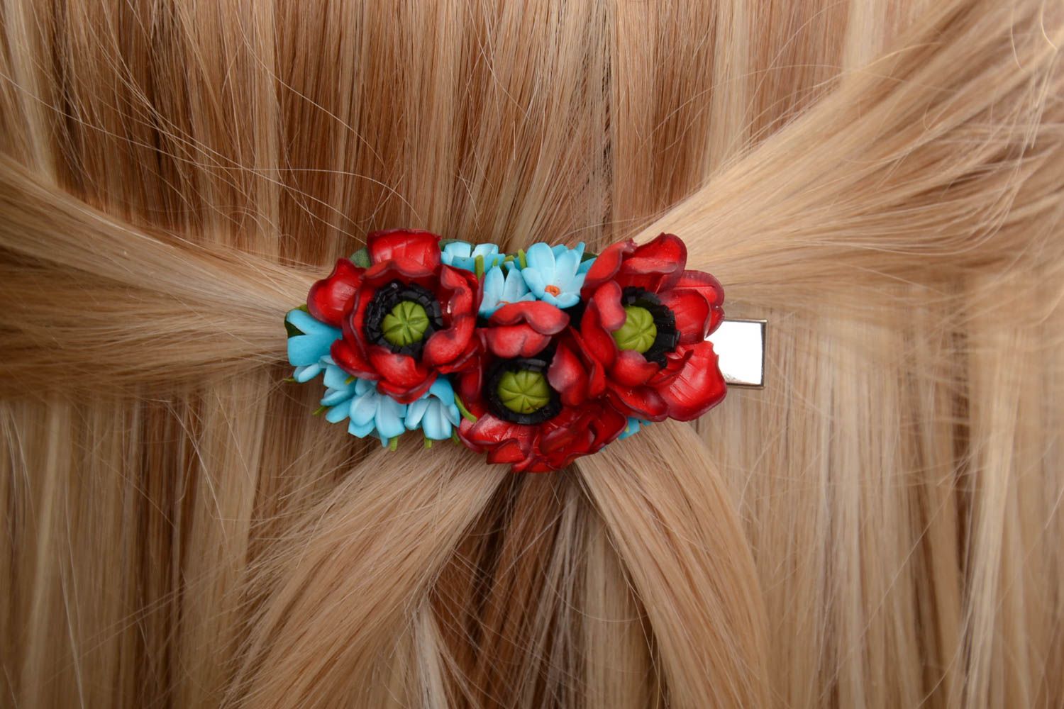 Handmade decorative hair clip with red and blue polymer clay flower composition photo 1