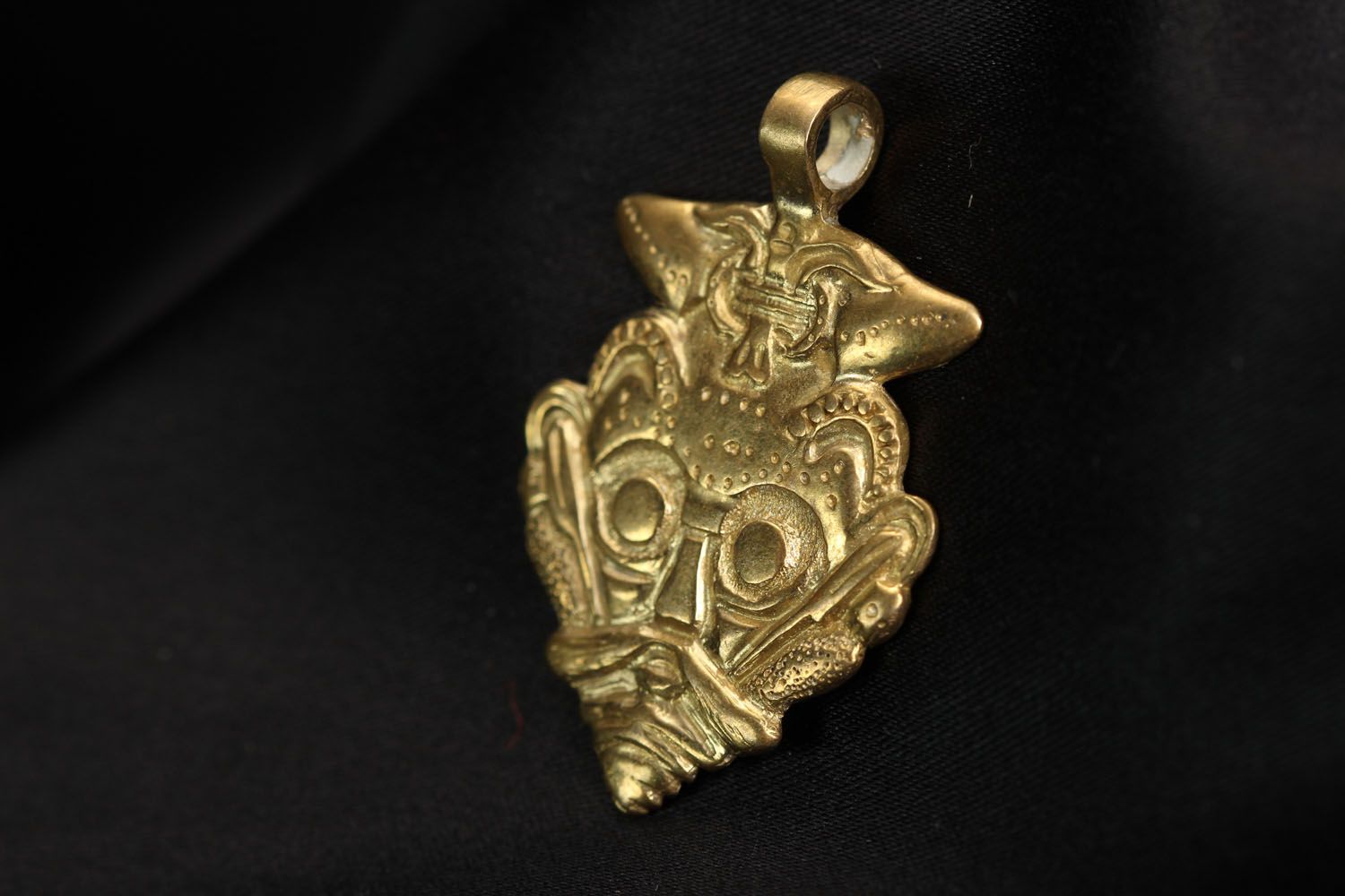 Bronze Pendant Mask of Odin photo 2
