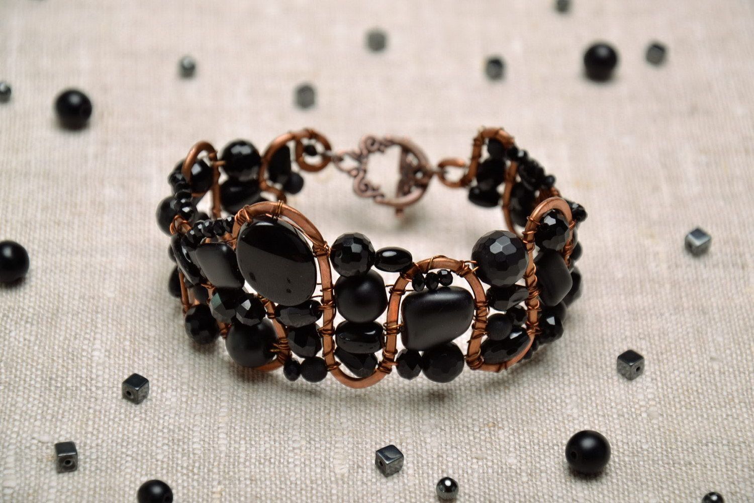 Copper bracelet with onyx, agate and crystal photo 6