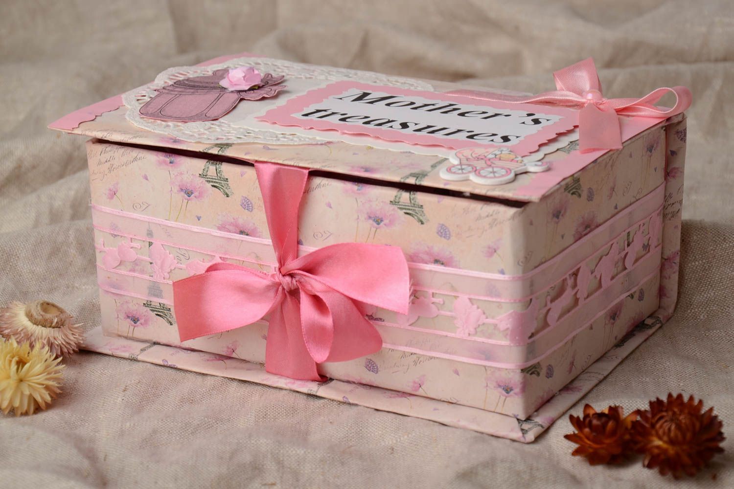 Schöne rosa Schatulle aus Pappe schön für besondere Baby Sachen Designer Handarbeit foto 1