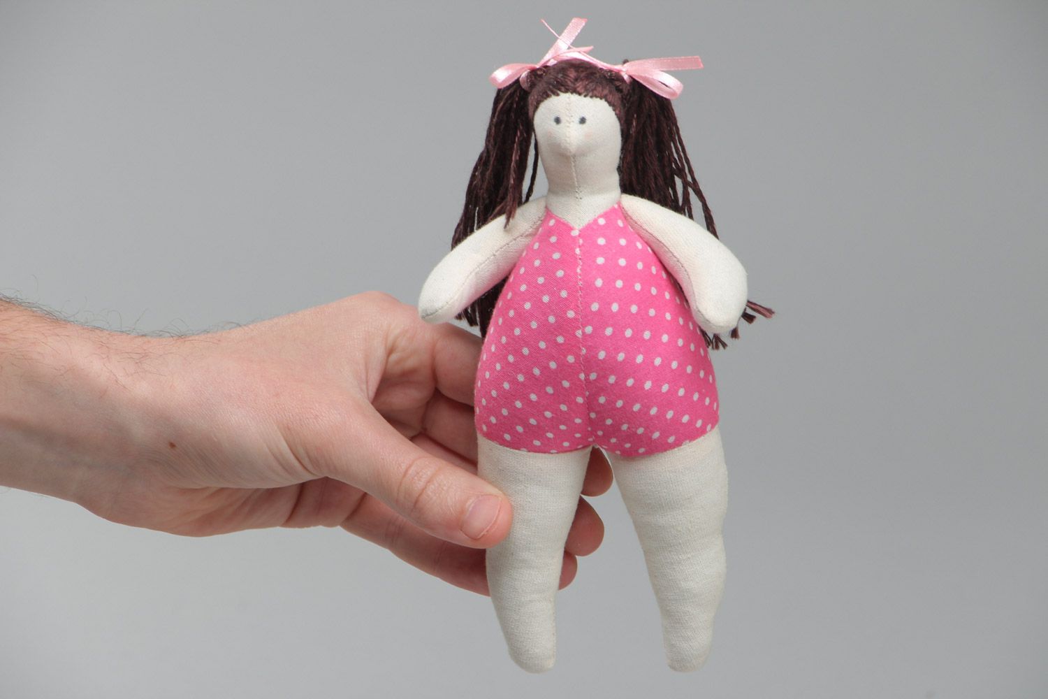 Мягкая игрушка из ткани ручной работы девочка симпатичная для детей и дома фото 5