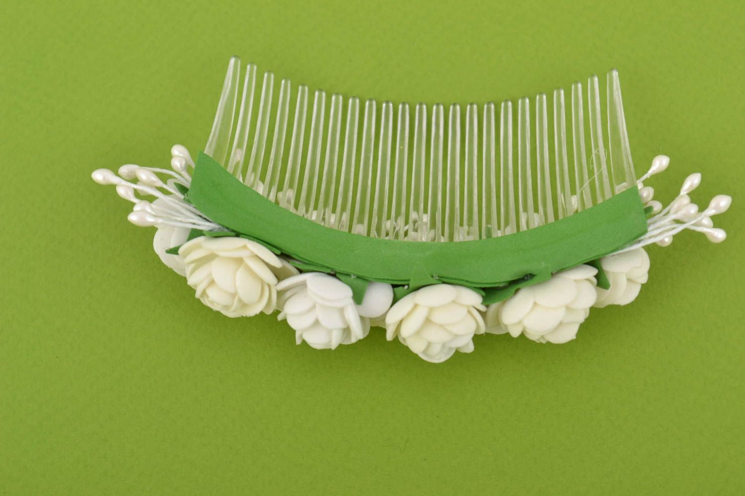 Barrette peigne à cheveux avec fleurs blanches en foamiran faite main design photo 8