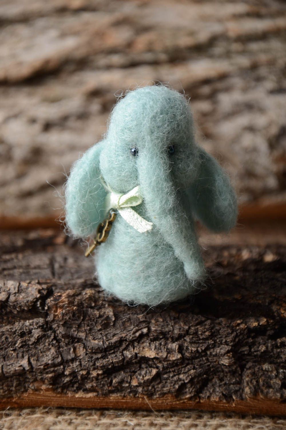 Handmade blaues Kuscheltier Elefant Filz Spielzeug Geschenk für Kinder  foto 1