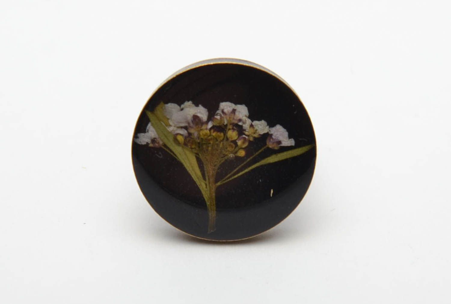Designer ring with natural flowers photo 5