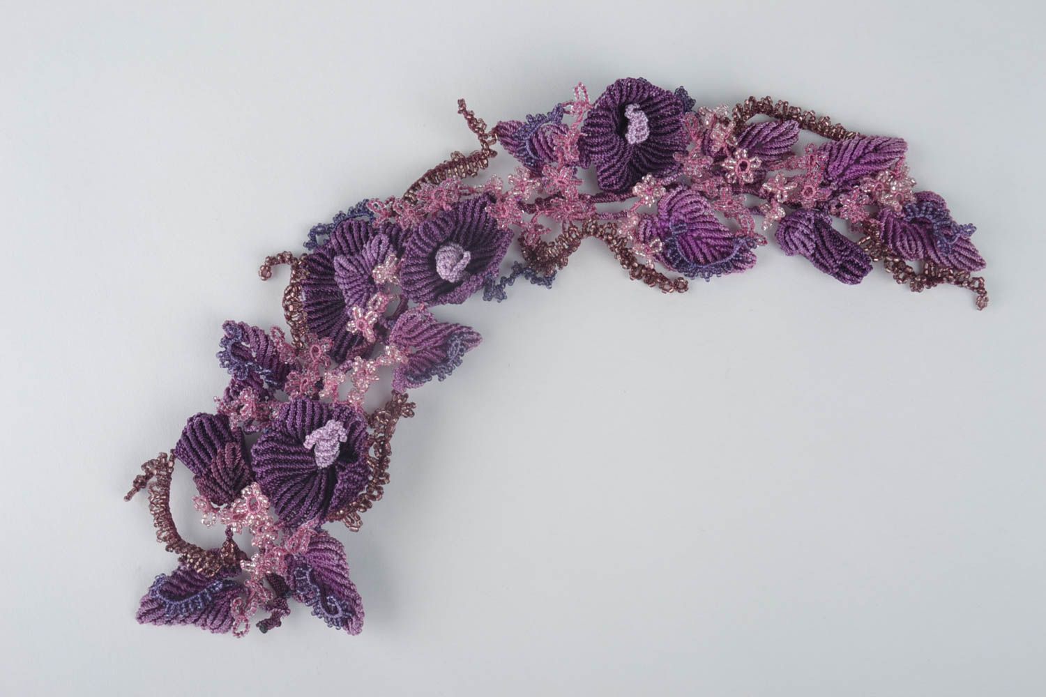 Collier macramé Bijou fait main violet volumineux avec fleurs Cadeau femme photo 2